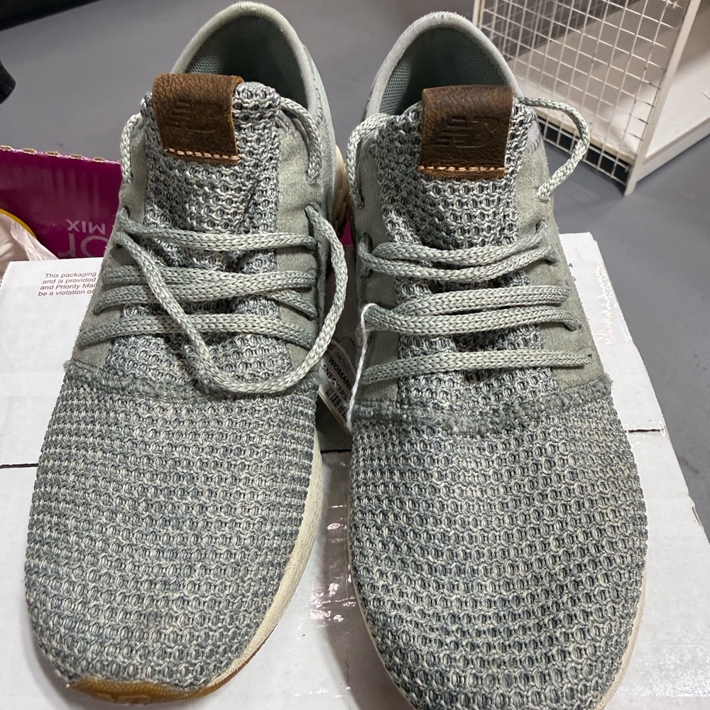 New Balance Women’s Light Gray Knit Sneakers